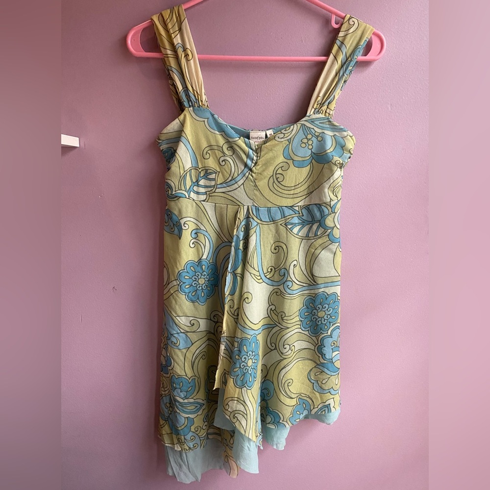 Sweet Pea patterned top